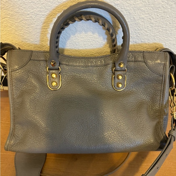 CONSIGNED Balenciaga City Bag Small - Picture 4 of 12
